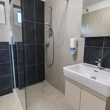 Nmnm Rezidence Nad Mestem