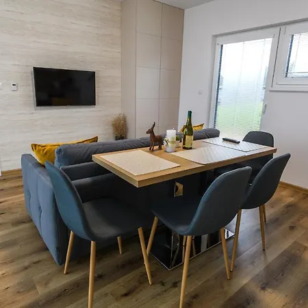 Nmnm Rezidence Nad Mestem Нове-Место-на-Мораве