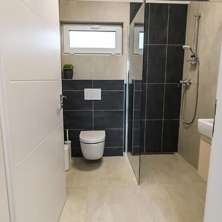 Nmnm Rezidence Nad Mestem 3*
